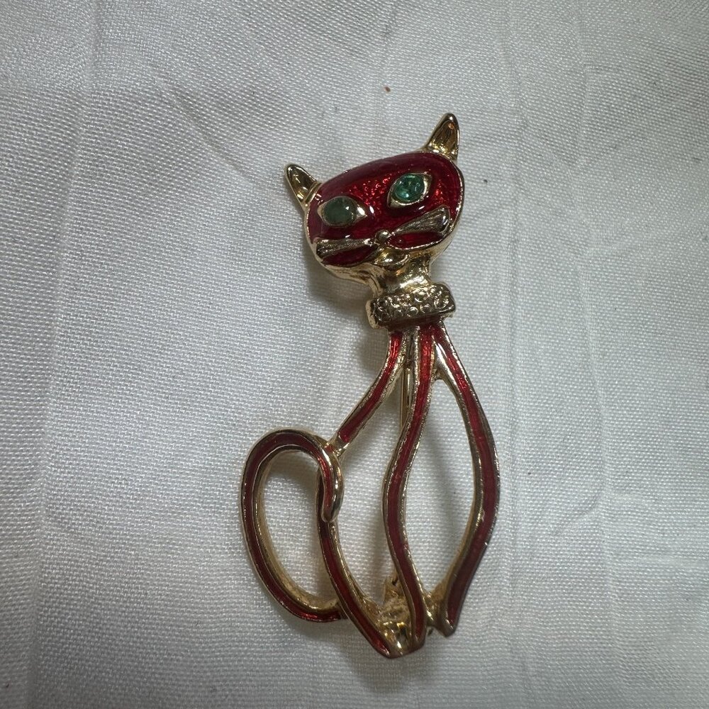 Vintage MCM Red Cat Pin Brooch With Enamel Detailing & Green Rhinestone Eyes